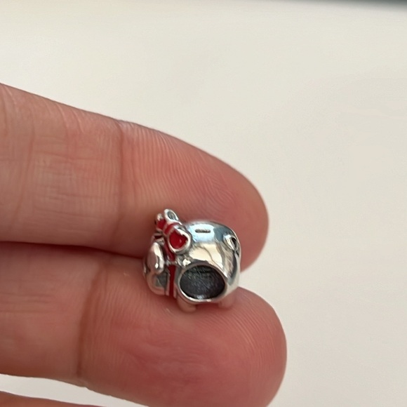 Piggy Bank Charm Pig Red Enamel Bow - Picture 3 of 4